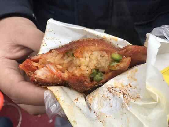 在菏泽，晚上必须去逛街吃美食，这么多小吃，你吃过哪些？
