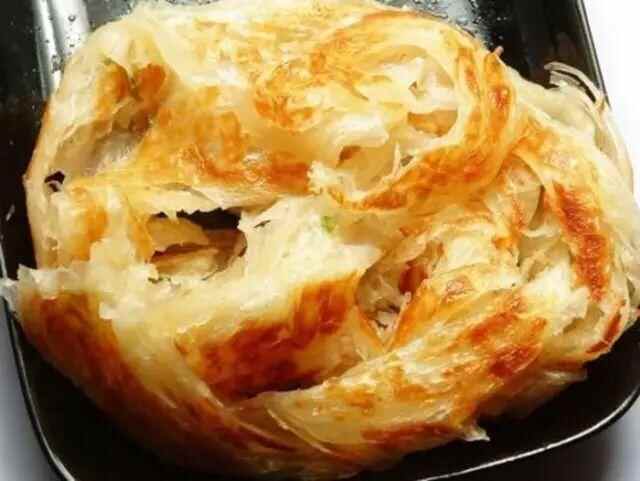 在菏泽，晚上必须去逛街吃美食，这么多小吃，你吃过哪些？