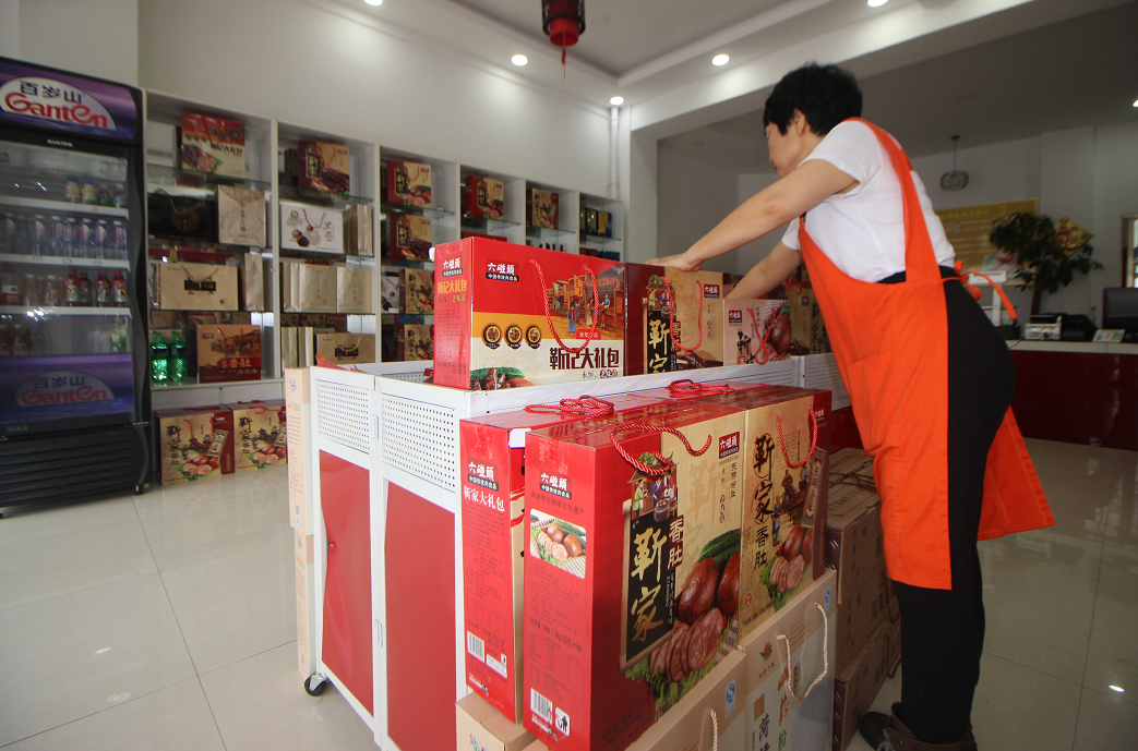 中秋市场，传统美食“升温”，东明粉肚很“吸睛”