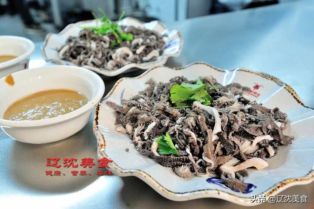 山东单县羊汤落户沈阳于洪，排队一个小时才吃上，果然是羊汤一绝