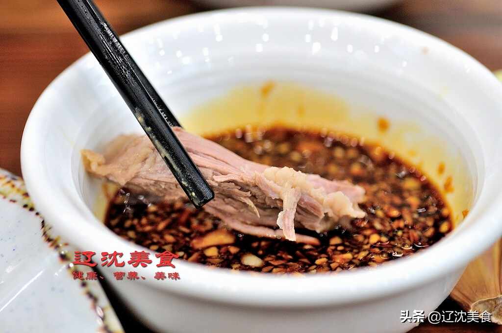 山东单县羊汤落户沈阳于洪，排队一个小时才吃上，果然是羊汤一绝