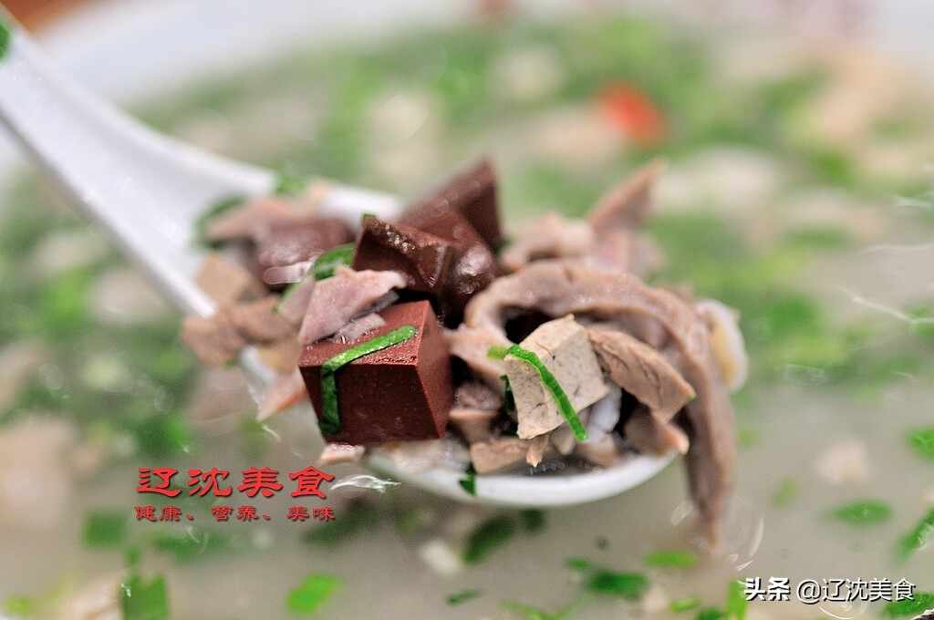 非遗美食单县羊肉汤，全透明厨房烹制熬煮，羊肉肯定不掺假