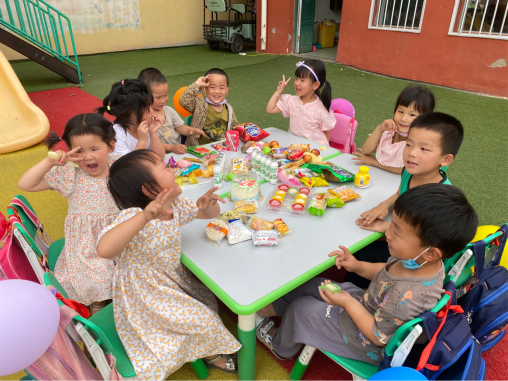 鄄城县凤凰镇许集幼儿园欢乐过六一