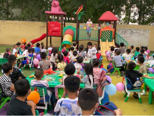 鄄城县凤凰镇许集幼儿园欢乐过六一