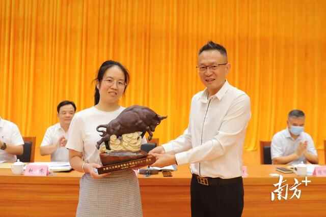 奋进前行再创新成绩，万江发起科技创新能级跃升冲锋号