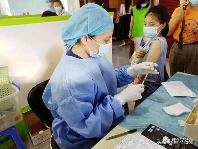 石碣镇举行庆祝第五个中国医师节表彰活动，表彰一批先进集体和个人