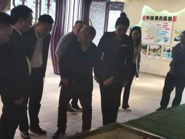 万江街道党政企代表团赴贵州铜仁市石阡县开展东西部协作活动