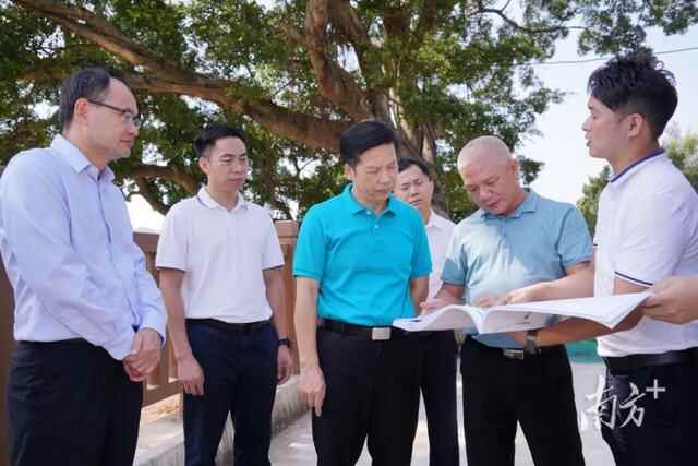 突出党建引领，清溪镇委书记率队调研乡村振兴