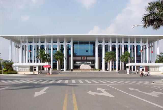 东莞潜力区域：塘厦拥高铁，凤岗临深圳腹地，滨海湾系湾区枢纽