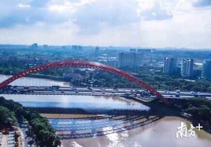 五大产业平台引领发展！万江街道党委书记黄贵洪描绘乡村振兴蓝图