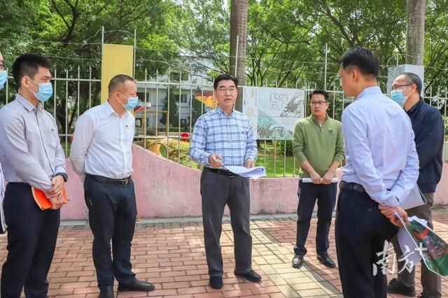 按下“快捷键”，石排镇委书记督导城市更新土地收储