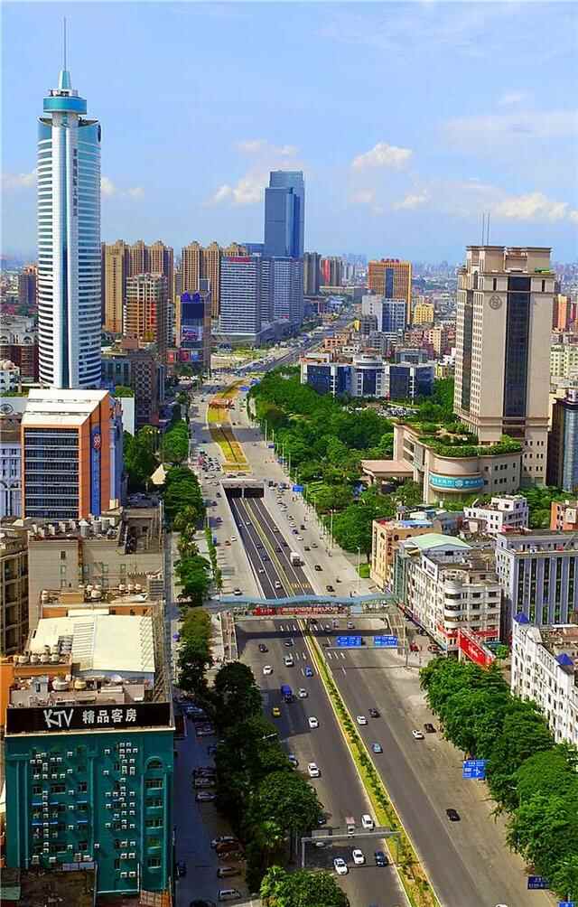 东莞—厚街，中国百强镇之一