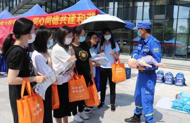 筑牢安全发展基础 东莞洪梅镇组织开展防灾减灾宣传活动