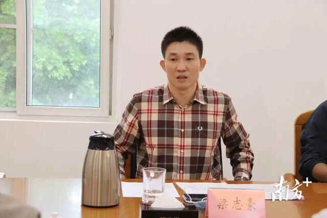 鼓足干劲谋发展！望牛墩召开第三季度经济形势分析会