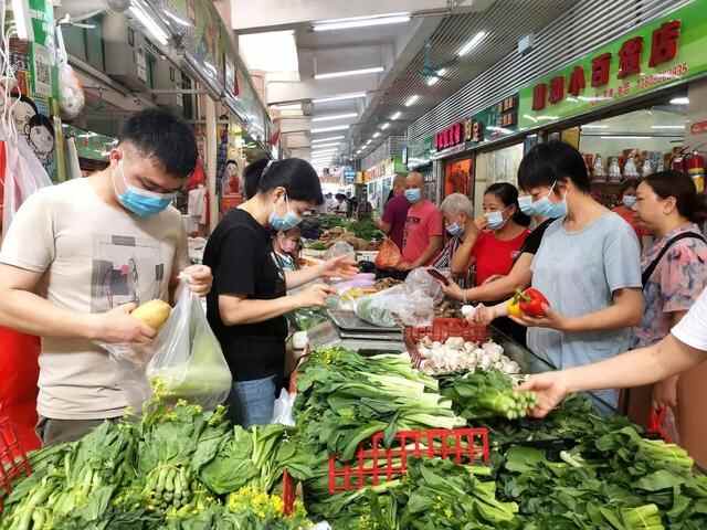 穿梭在石龙的大街小巷，能听到怎样的石龙话？