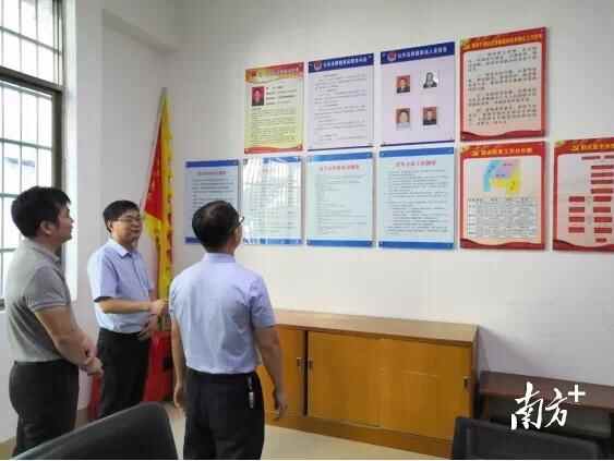 喜讯！望牛墩镇公共**服务中心获评市级示范性公共**服务中心