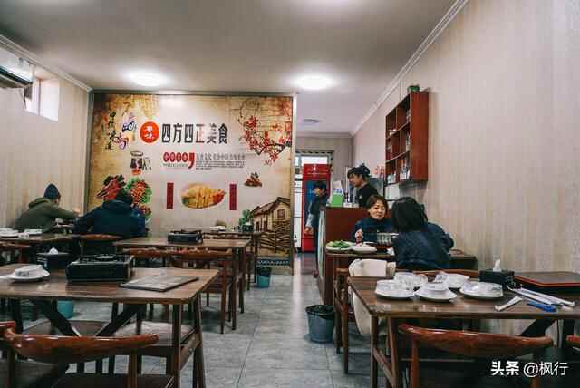 北京胡同里吃广东菜？这两家东城粤菜馆，意外地正宗，小嫩鸡地道