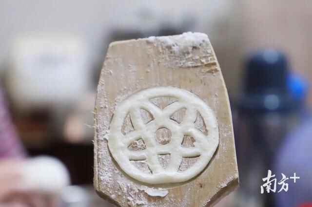 舌尖上的年味！开年啦，石碣人这样做油角、糖环