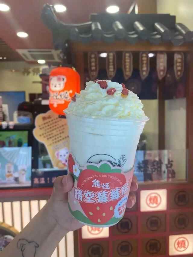 青溪老街“五一”日均游客超2万，这些特色店铺最受欢迎！
