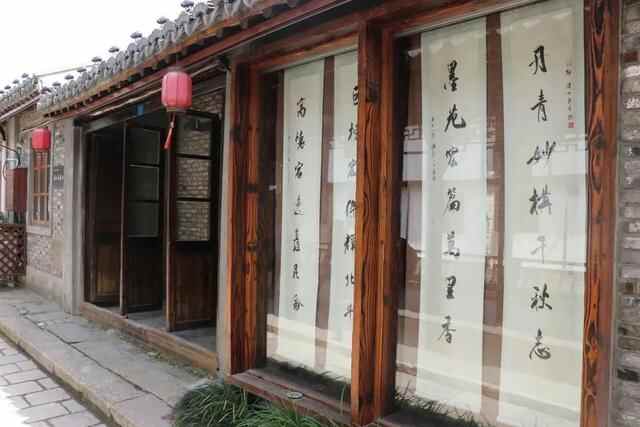 青溪老街“五一”日均游客超2万，这些特色店铺最受欢迎！