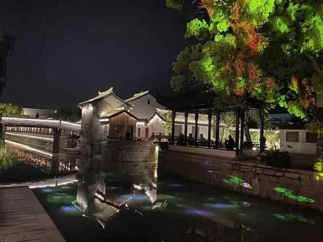 青溪老街“五一”日均游客超2万，这些特色店铺最受欢迎！