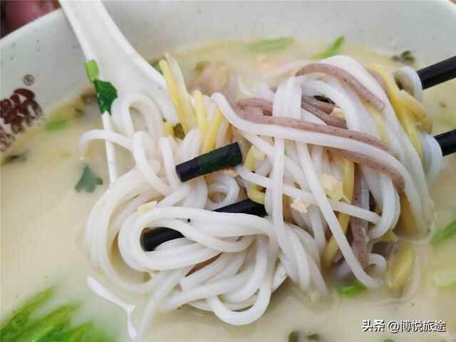 东莞美食：塘厦镇城中村里一家五谷渔粉，好味而不贵