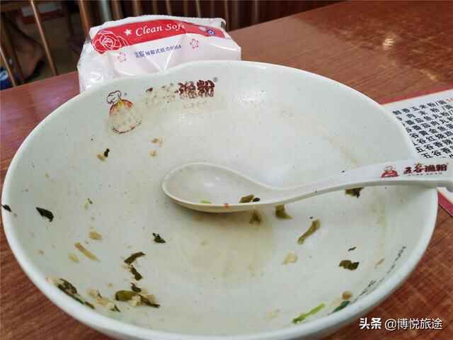 东莞美食：塘厦镇城中村里一家五谷渔粉，好味而不贵