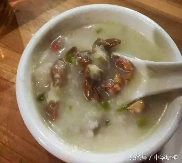 藏在巷子里的经典美食，中堂夜宵老店里的江湖一哥