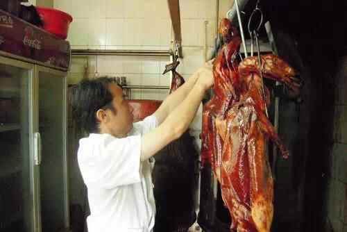 觅食！东莞大朗特色烧鹅，你食过几多间？