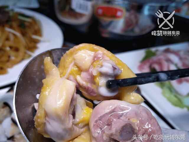 一夜爆红！万江的“桃花源”餐厅，吃到「扶墙」人均只需36.8~