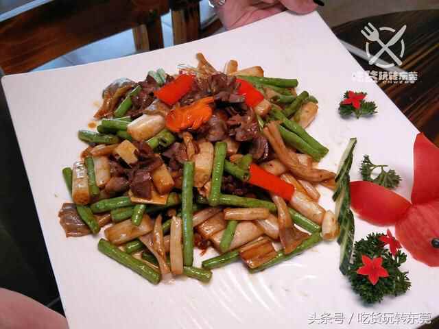 一夜爆红！万江的“桃花源”餐厅，吃到「扶墙」人均只需36.8~
