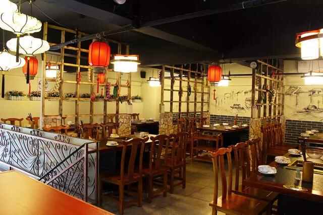 美食推荐：东莞凤岗首家纯正老灶火锅