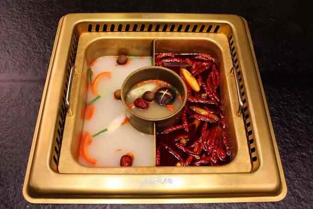 美食推荐：东莞凤岗首家纯正老灶火锅