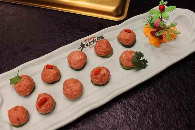 美食推荐：东莞凤岗首家纯正老灶火锅