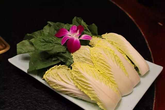 美食推荐：东莞凤岗首家纯正老灶火锅