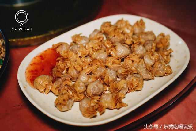 拿着50块在大朗吃东西，饱到想哭着回家！