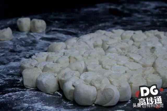 高埗这碗云吞面16年来仍然是街坊至爱！早晨从一碗云吞面开始~