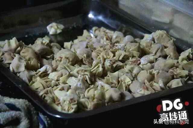 高埗这碗云吞面16年来仍然是街坊至爱！早晨从一碗云吞面开始~