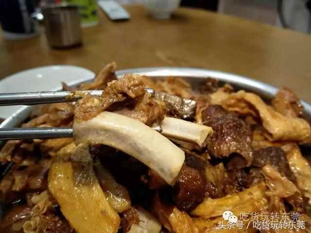 老店私房的“独孤一味”羊肉，洪强阿叔在寮步一煮就煮咗十几年！
