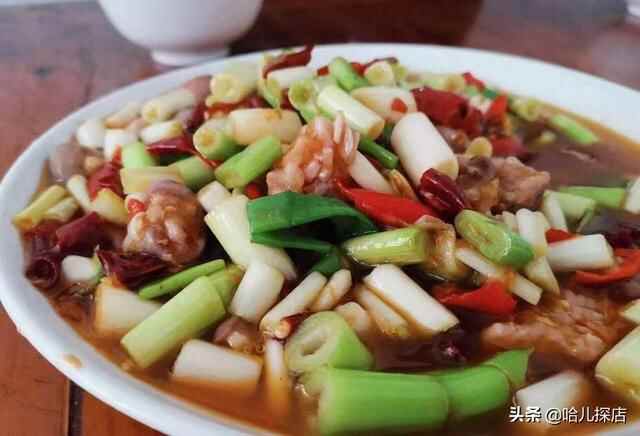 自贡著名的桥头三嫩，上过央视却颇受争议，被称为“打标枪神店”