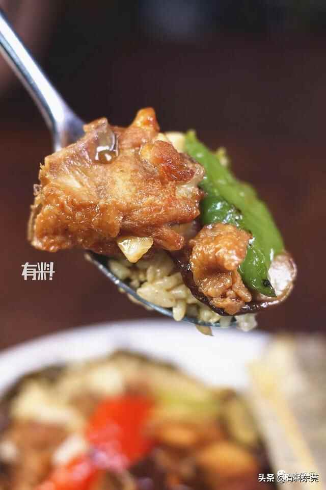 脆皮猪扒包买一送一！这家老牌餐厅留存了无数大朗人的记忆...