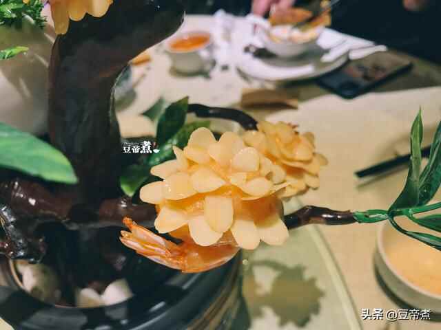 南方人逛“长安”吃最正宗的陕菜，一吃就喜欢上，连赞厨艺了得