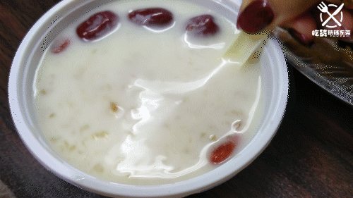 藏在『虎门寨商业街』的小食店，二十多年不变的情怀老味道！