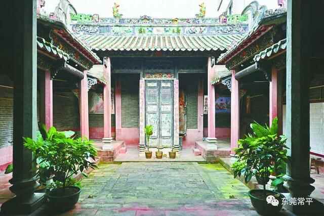 春节假期不远游 吃喝玩乐在常平