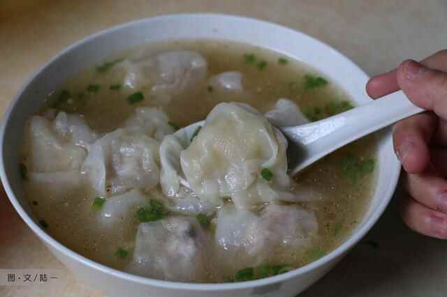 桥头扁食，真的很大！