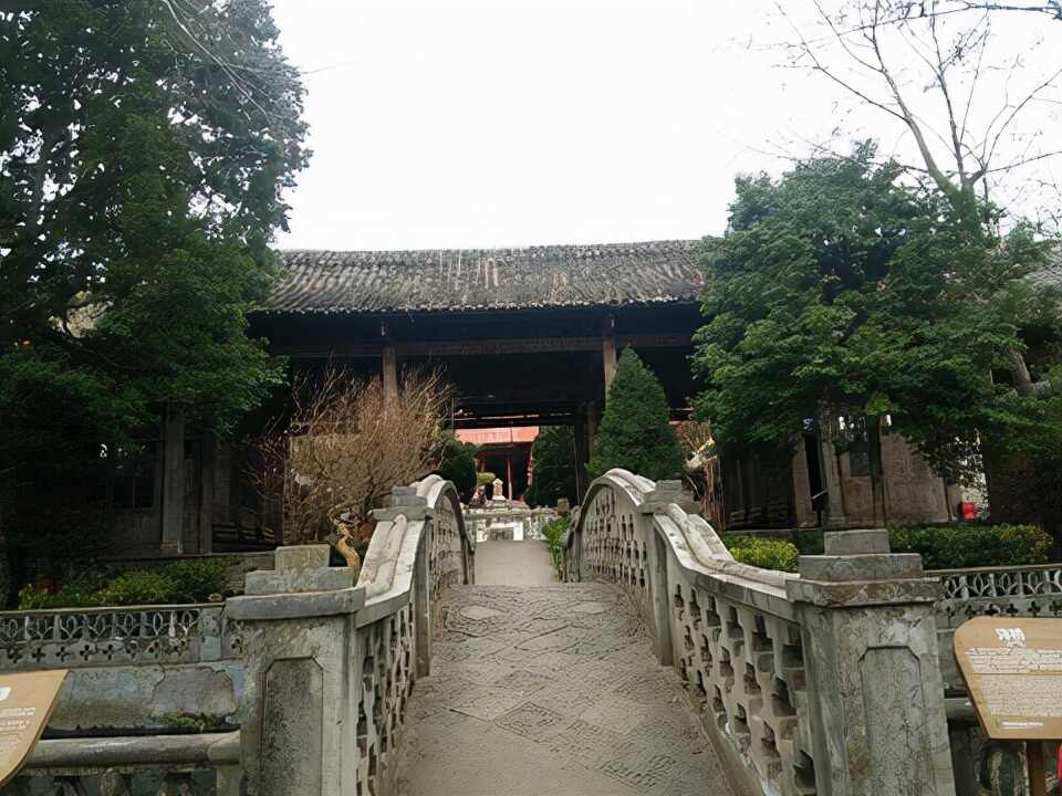 清溪古城：1700多年历史，有“西蜀咽喉，川北门户”之称