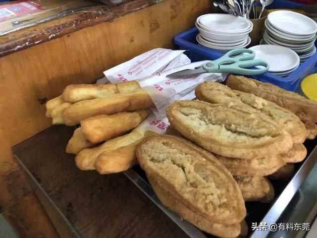 石龙隔壁23年老字号糖水店，最出名的竟然是…