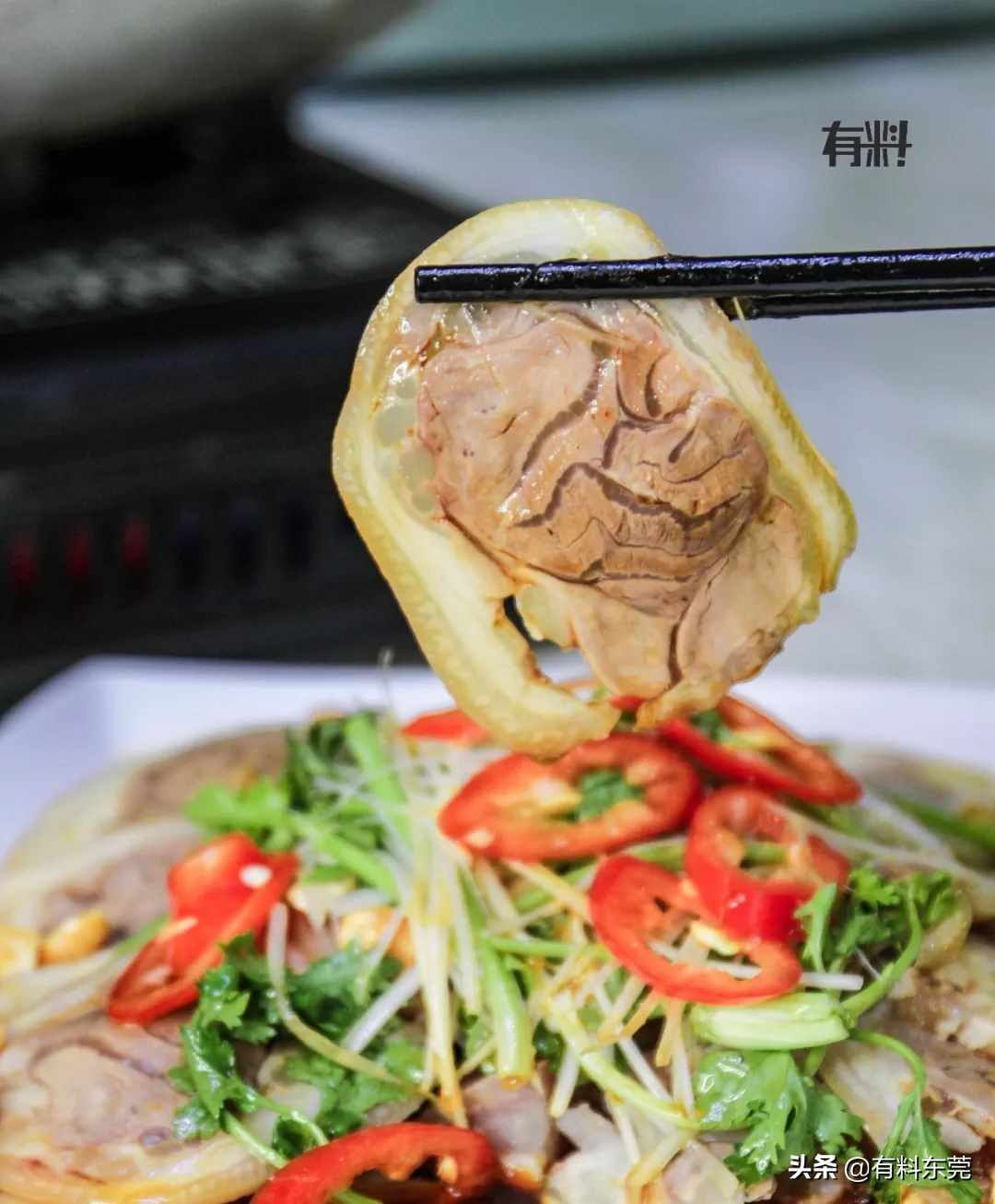 15年老字号！这碗鲜甜无骨的鲫鱼粥，驱车^^^