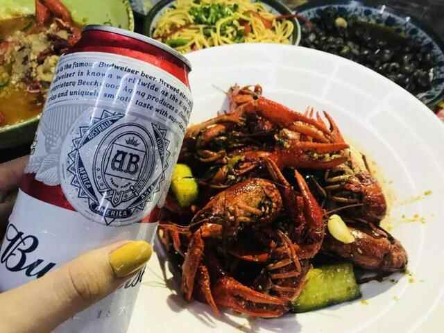 凤岗这些男女真会玩 美食的名义