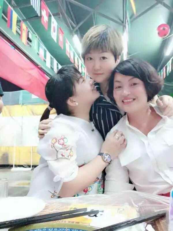 凤岗这些男女真会玩 美食的名义